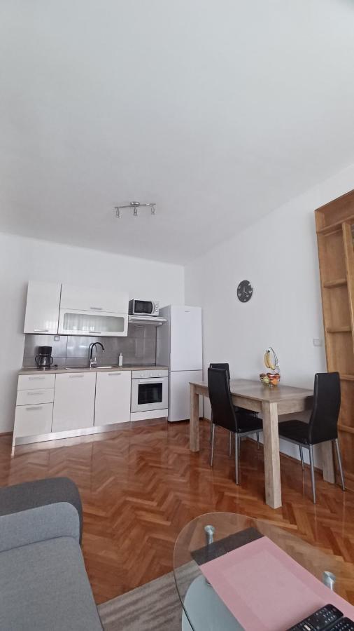 Apartman Dora Apartment Pula Luaran gambar