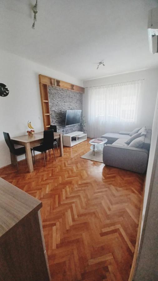 Apartman Dora Apartment Pula Luaran gambar