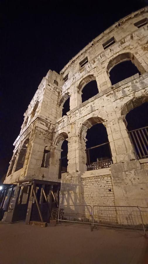 Apartman Dora Apartment Pula Luaran gambar